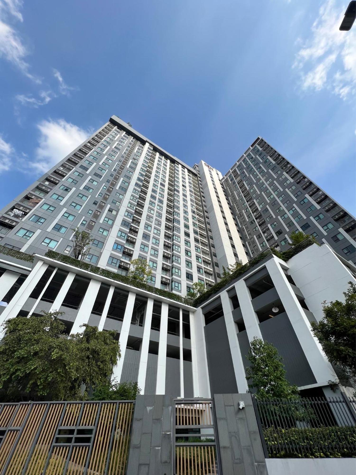 Escent Condominium Chiang Mai Esterno foto